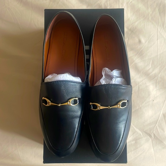 COACH HALEY LEATHER LOAFER ローファー COACH® Outlet | Haley Loafer